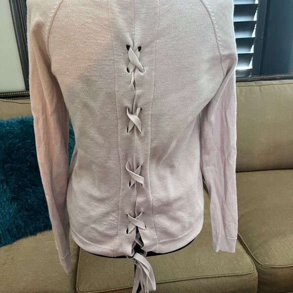 Lululemon sweater that ties in the back. - Picture 2 of 3